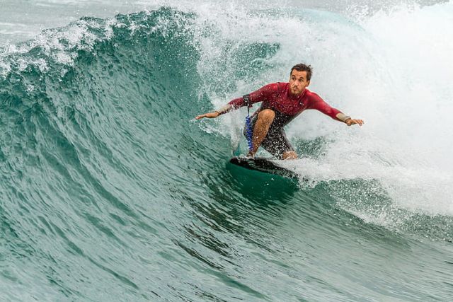 Surfing in France